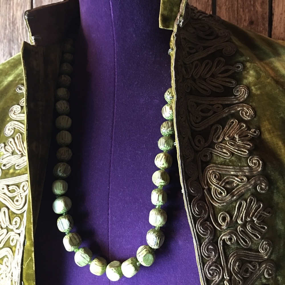 Distressed boho green wood necklace